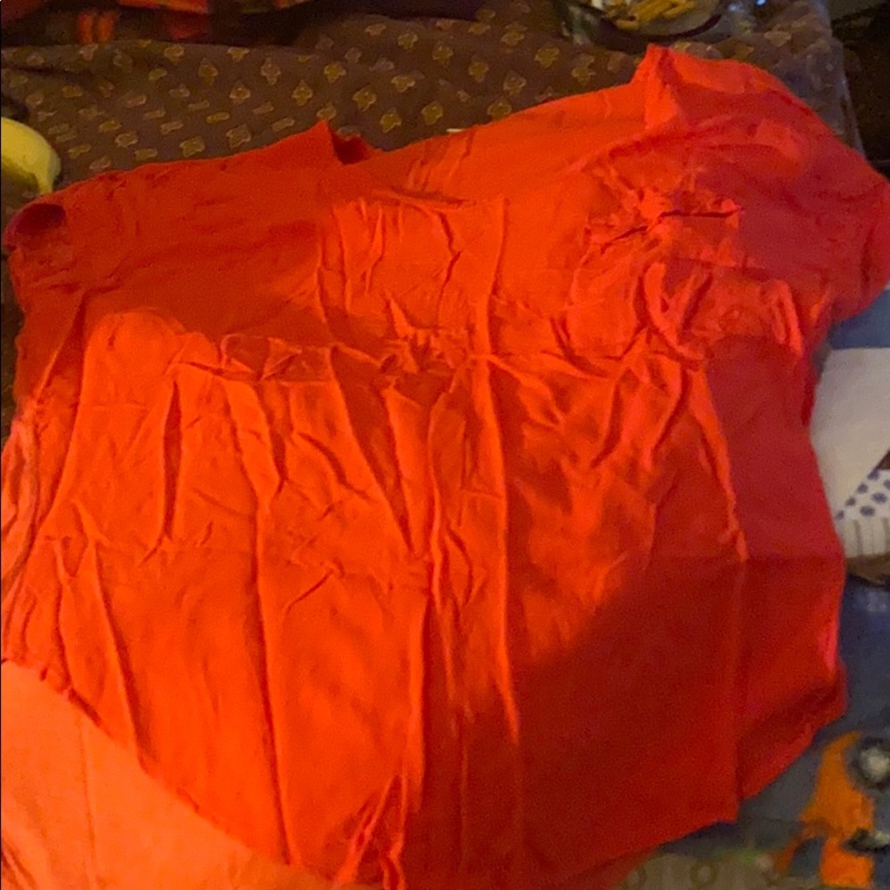 An cool lil shirt
